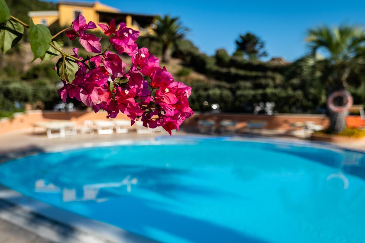 Hotel Corallaro Santa Teresa Gallura Dış mekan fotoğraf